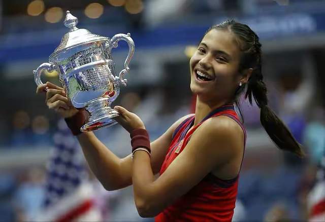 展现了医者 展现了医者